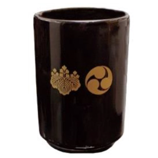 湯呑み　黒